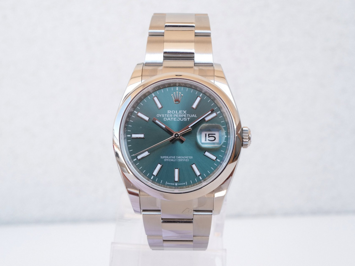 Швейцарський годинник Rolex Datejust 36mm Oyster Steel Mint Green Dial
