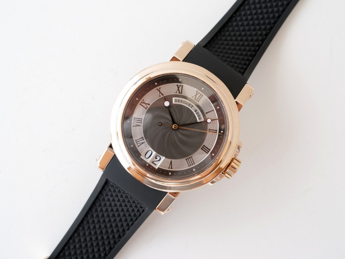 Швейцарський годинник Breguet Marine Big Date 18K Rose Gold