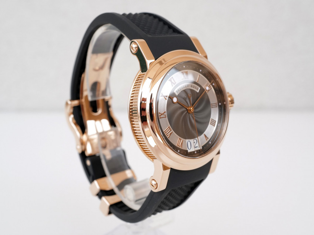 Швейцарський годинник Breguet Marine Big Date 18K Rose Gold