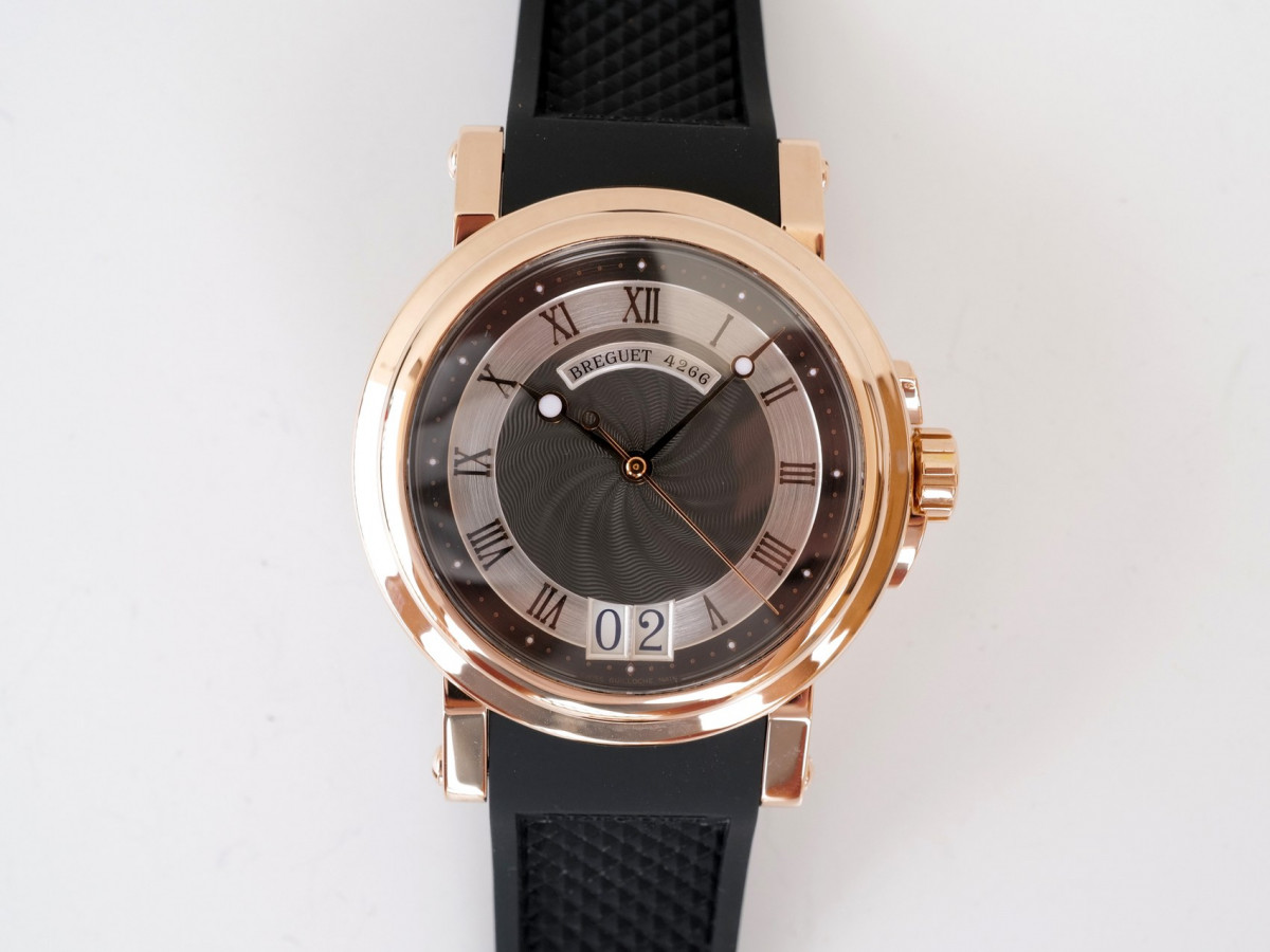 Швейцарський годинник Breguet Marine Big Date 18K Rose Gold