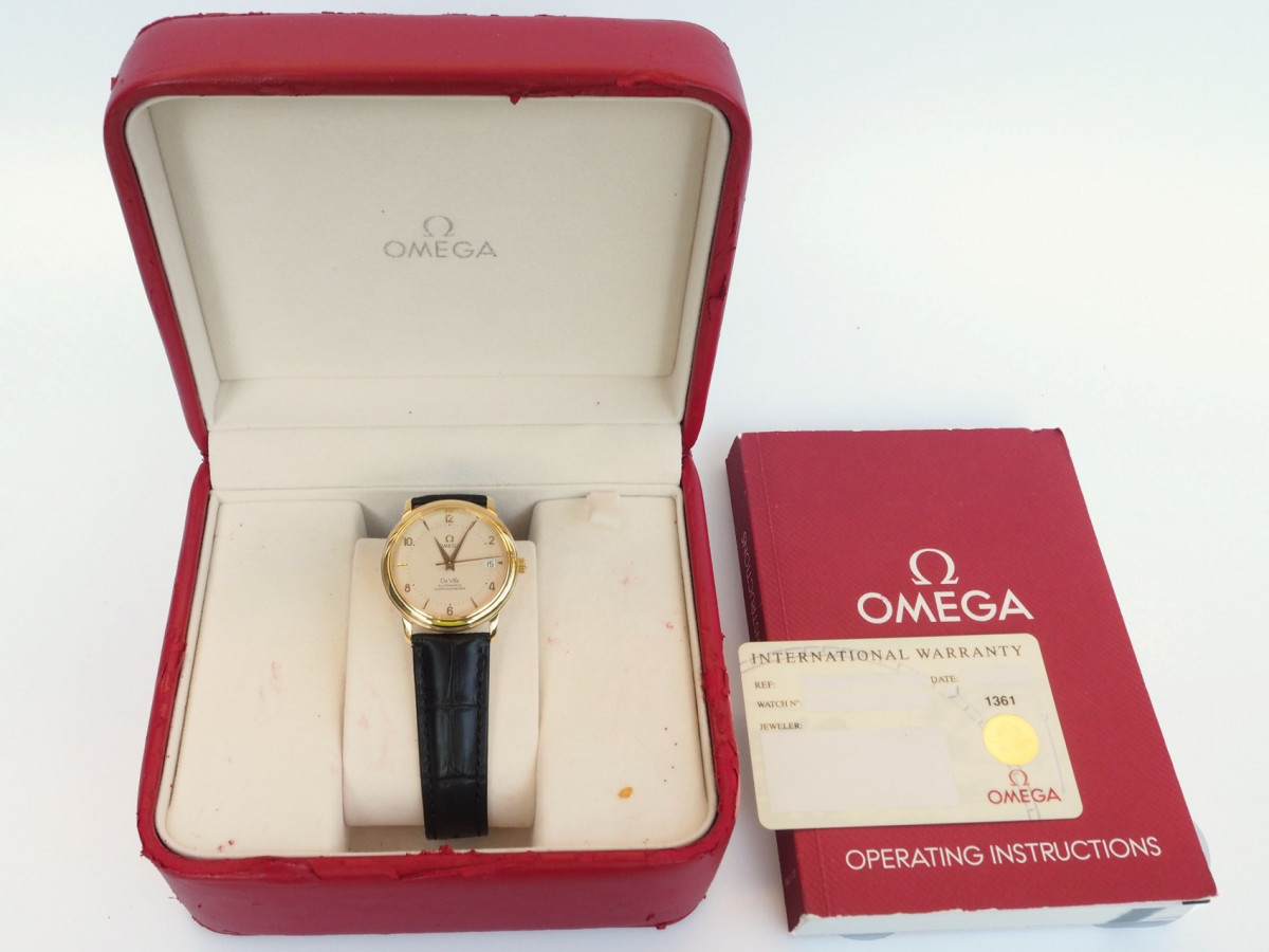 Швейцарские часы Omega De Ville Prestige 18K Yellow Gold Automatic