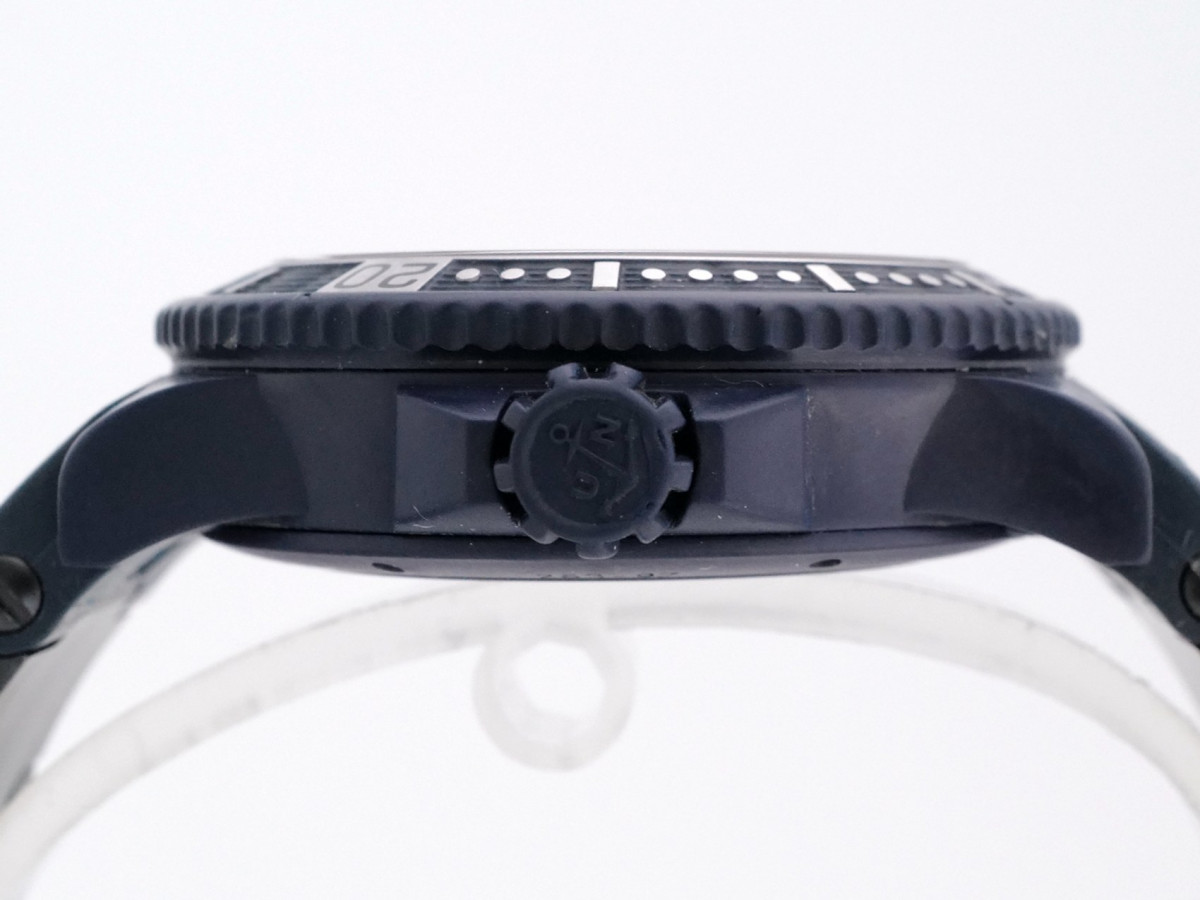 Швейцарские часы Ulysse Nardin Maxi Marine Diver Blue Sea Limited