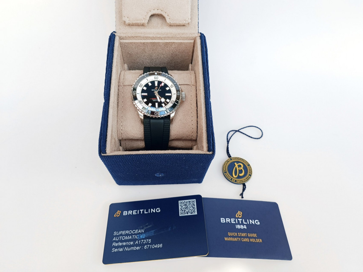 Швейцарський годинник Breitling Superocean Automatic 42