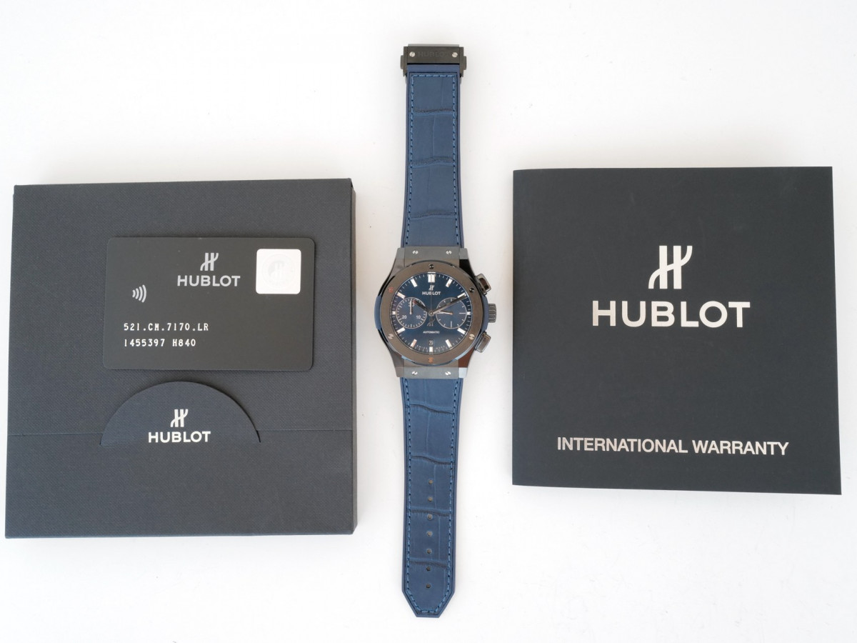 Швейцарские часы Hublot Classic Fusion Chronograph Ceramic Blue 45mm