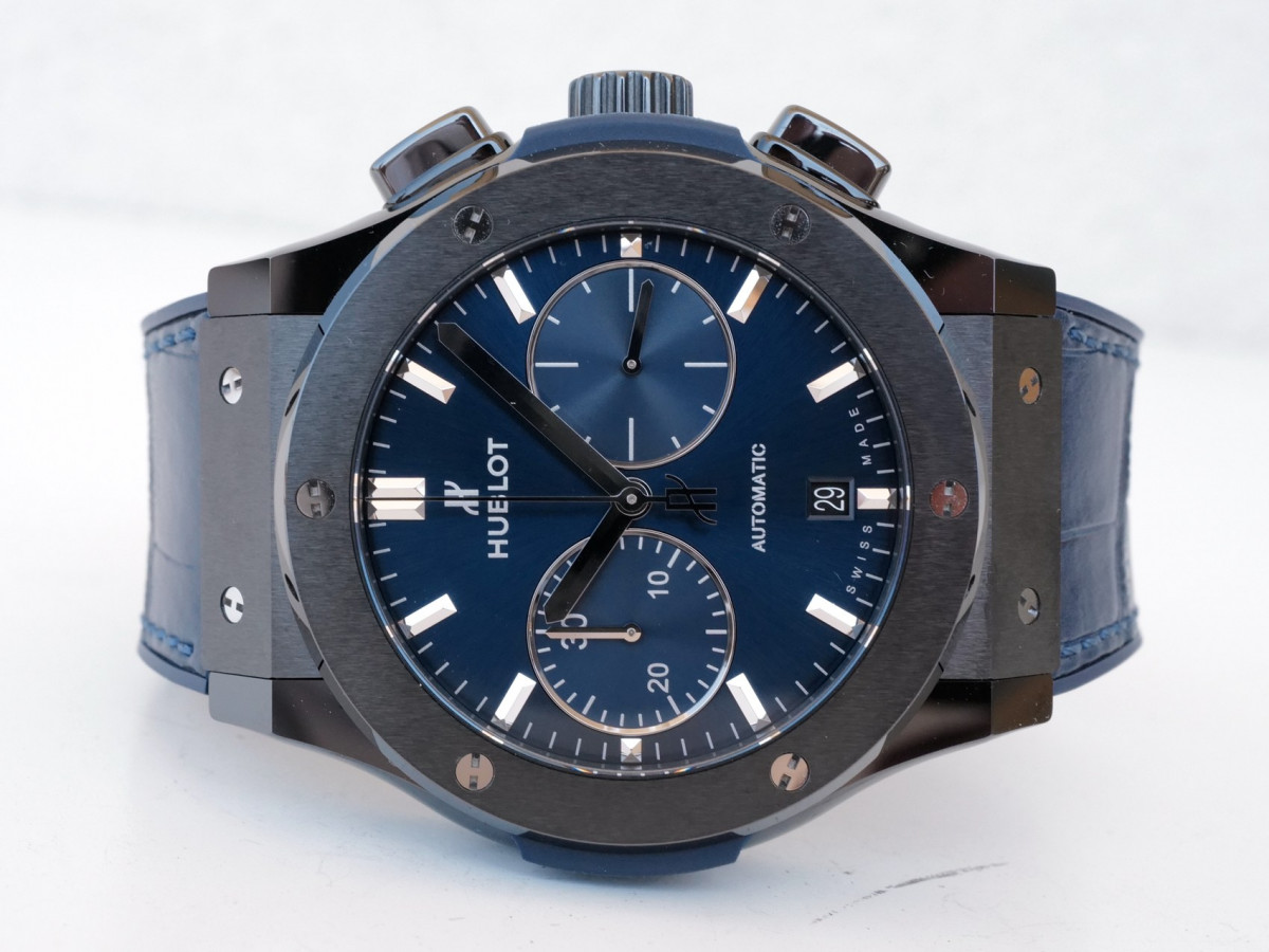 Швейцарские часы Hublot Classic Fusion Chronograph Ceramic Blue 45mm