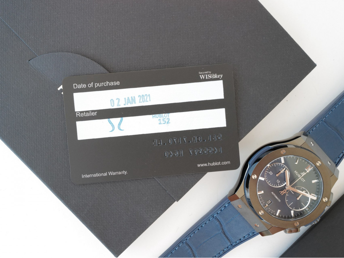 Швейцарские часы Hublot Classic Fusion Chronograph Ceramic Blue 45mm