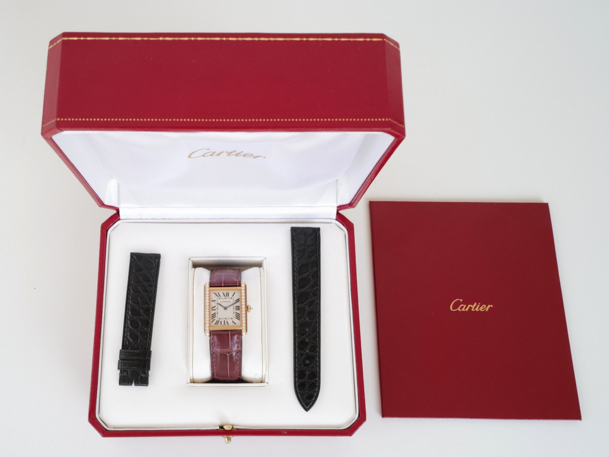 Швейцарские часы Cartier Tank Solo 18K Rose Gold Quartz 