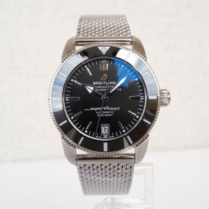 Швейцарський годинник Breitling Superocean Heritage B20 Automatic 42 Black Dial Steel Bracelet