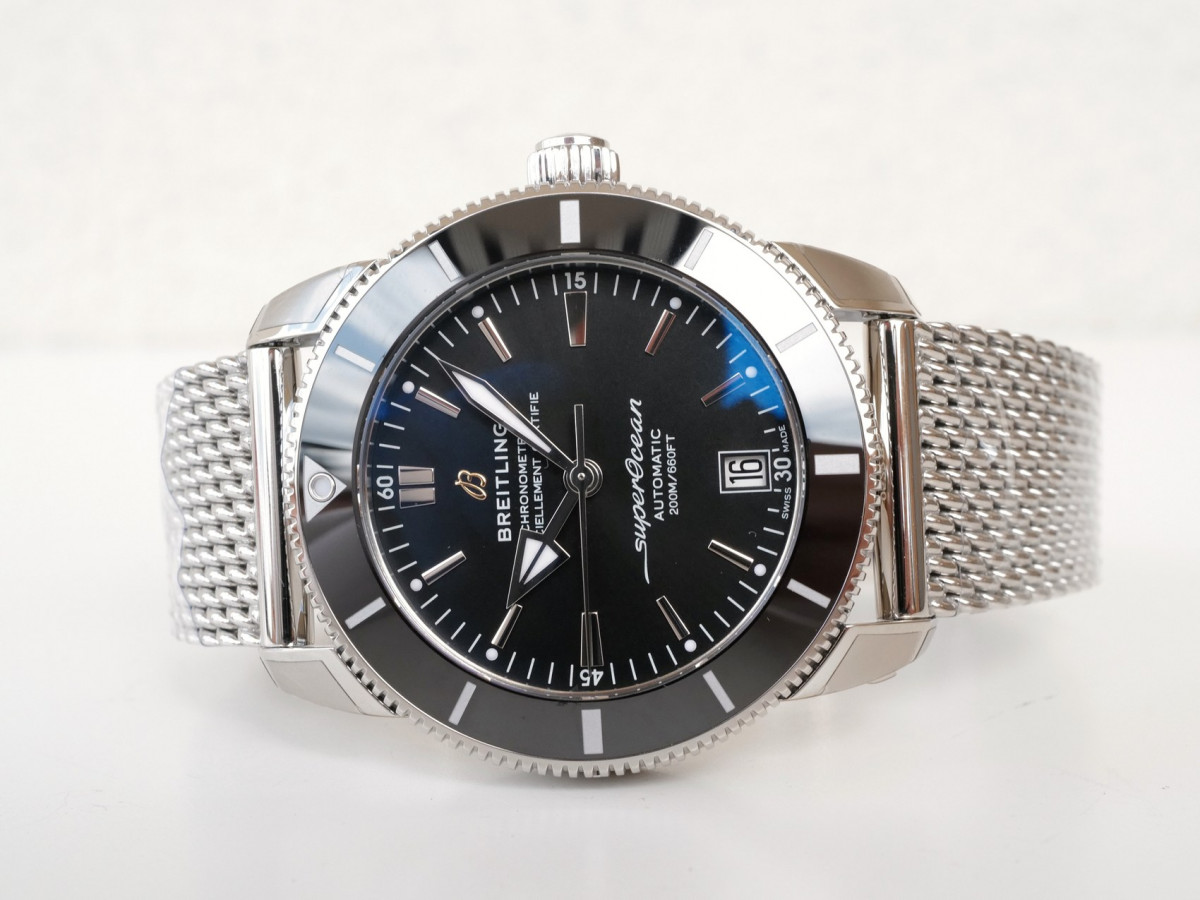 Швейцарський годинник Breitling Superocean Heritage B20 Automatic 42 Black Dial Steel Bracelet