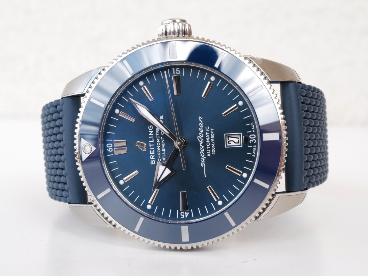 Swiss watch Breitling Superocean Heritage B20 Automatic 46 Blue Dial Blue Rubber Strap