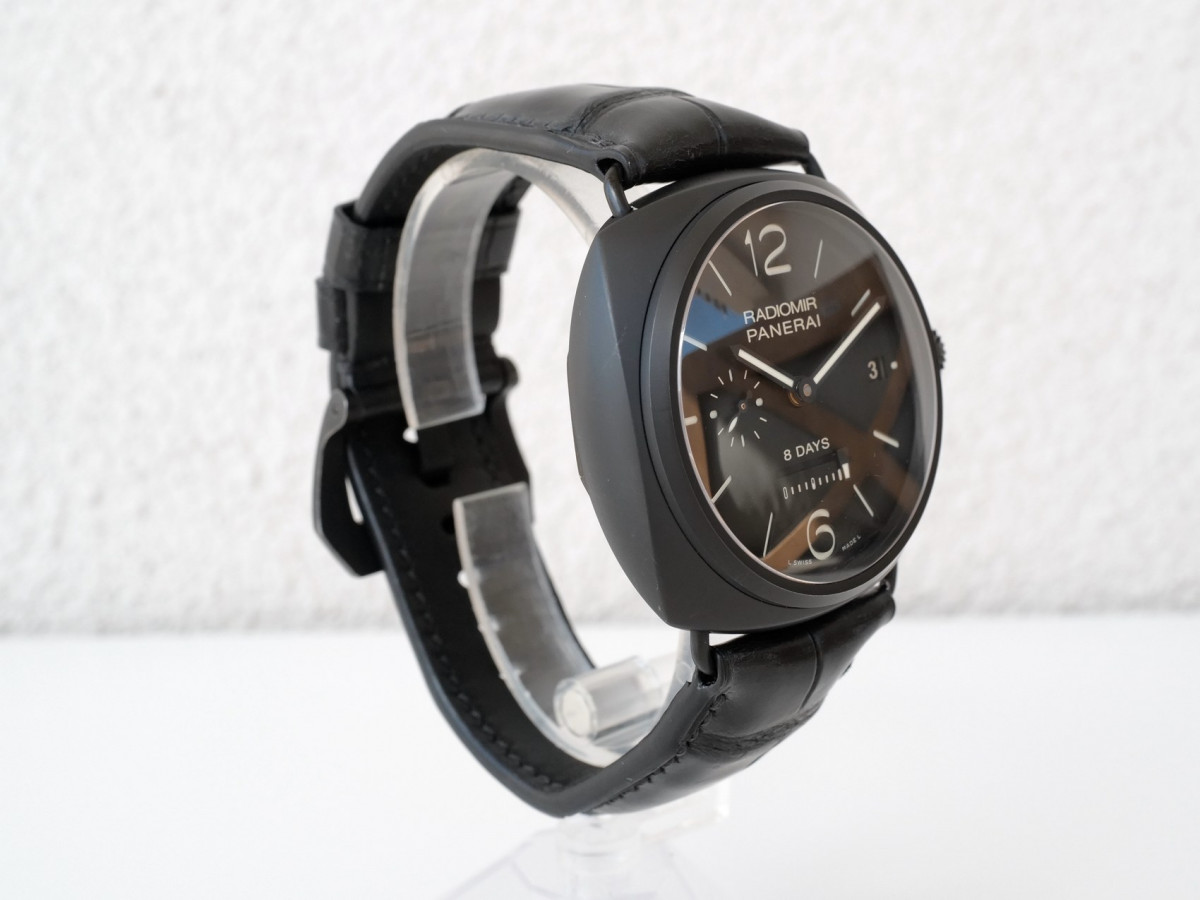 Швейцарський годинник Panerai Radiomir 8 Days Black Ceramic Manual Wind