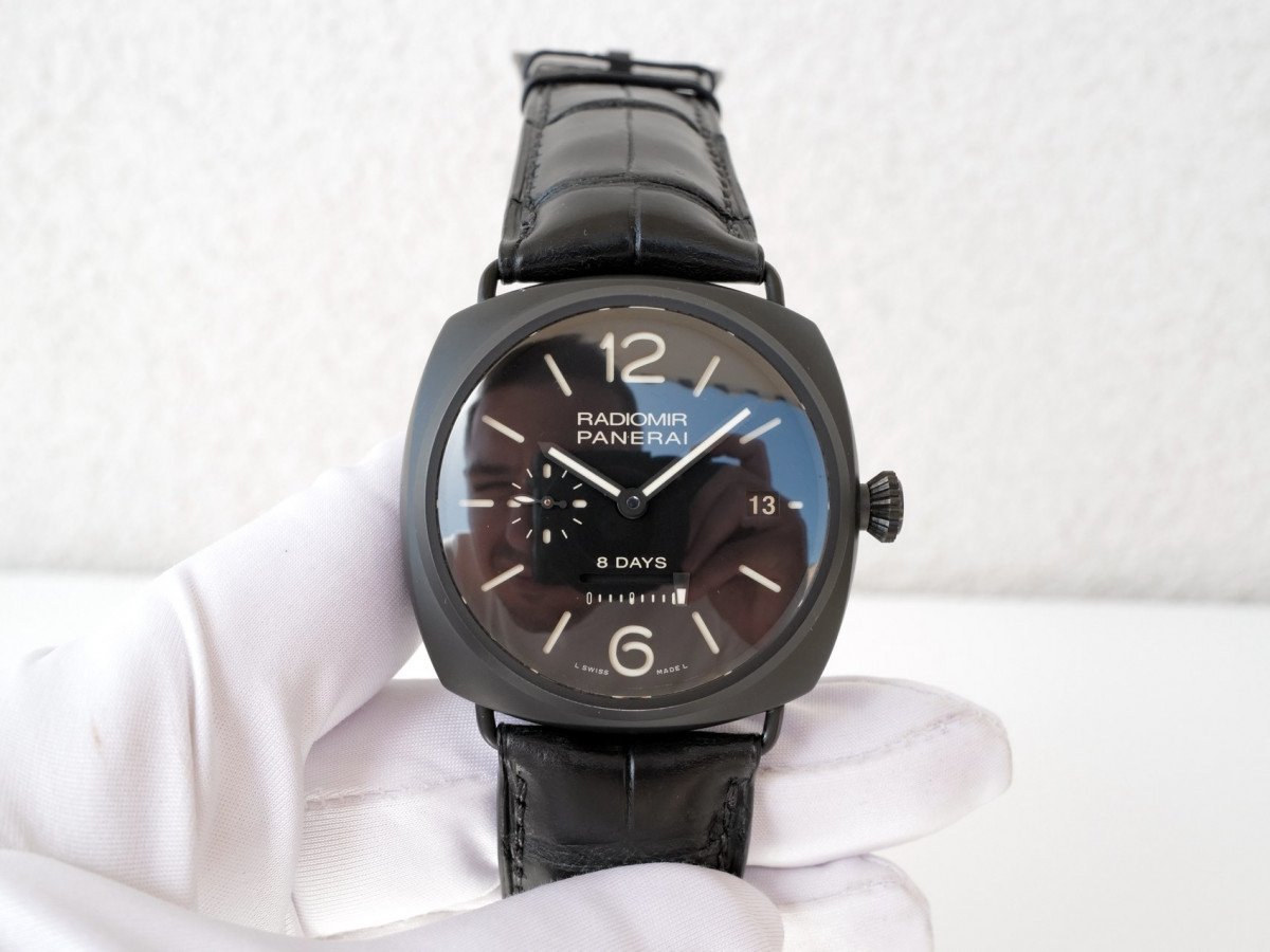 Швейцарський годинник Panerai Radiomir 8 Days Black Ceramic Manual Wind