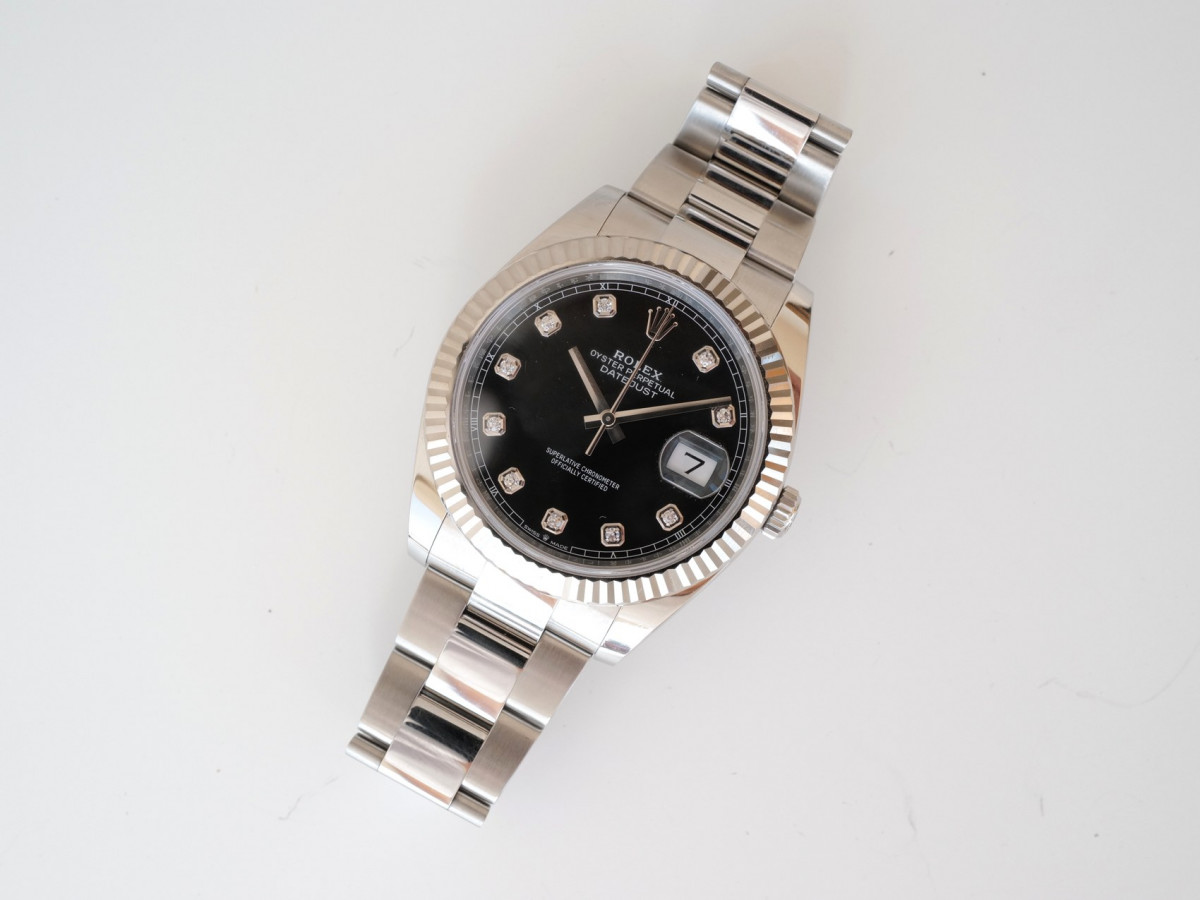 Швейцарський годинник Rolex Datejust 41 Oyster Black Diamond Dial