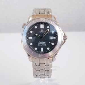 Швейцарские часы Omega Seamaster Diver 300M Quartz 41 Blue Dial