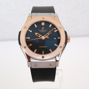 Швейцарський годинник Hublot Classic Fusion 42 Titanium Gold Automatic