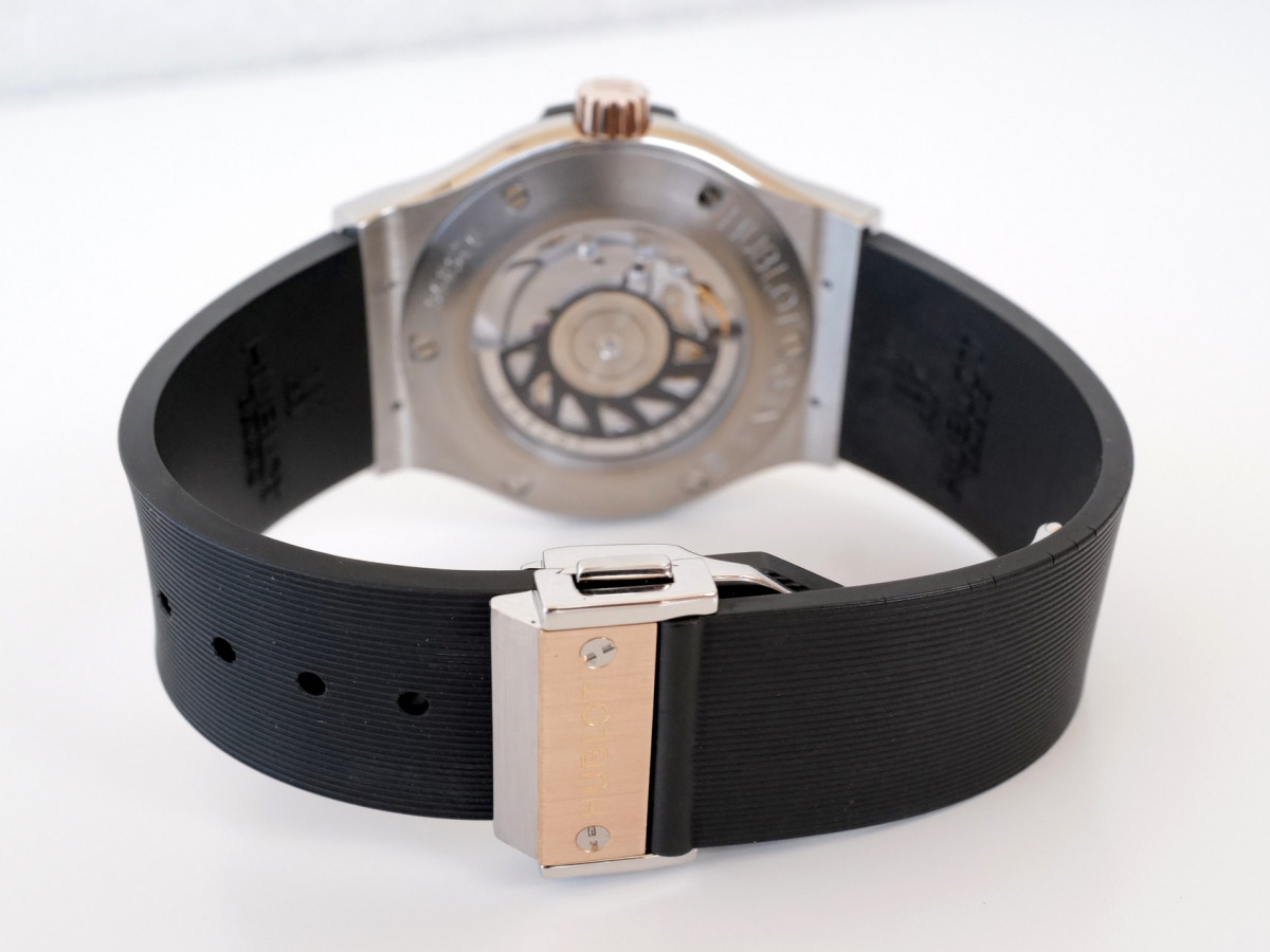 Швейцарський годинник Hublot Classic Fusion 42 Titanium Gold Automatic