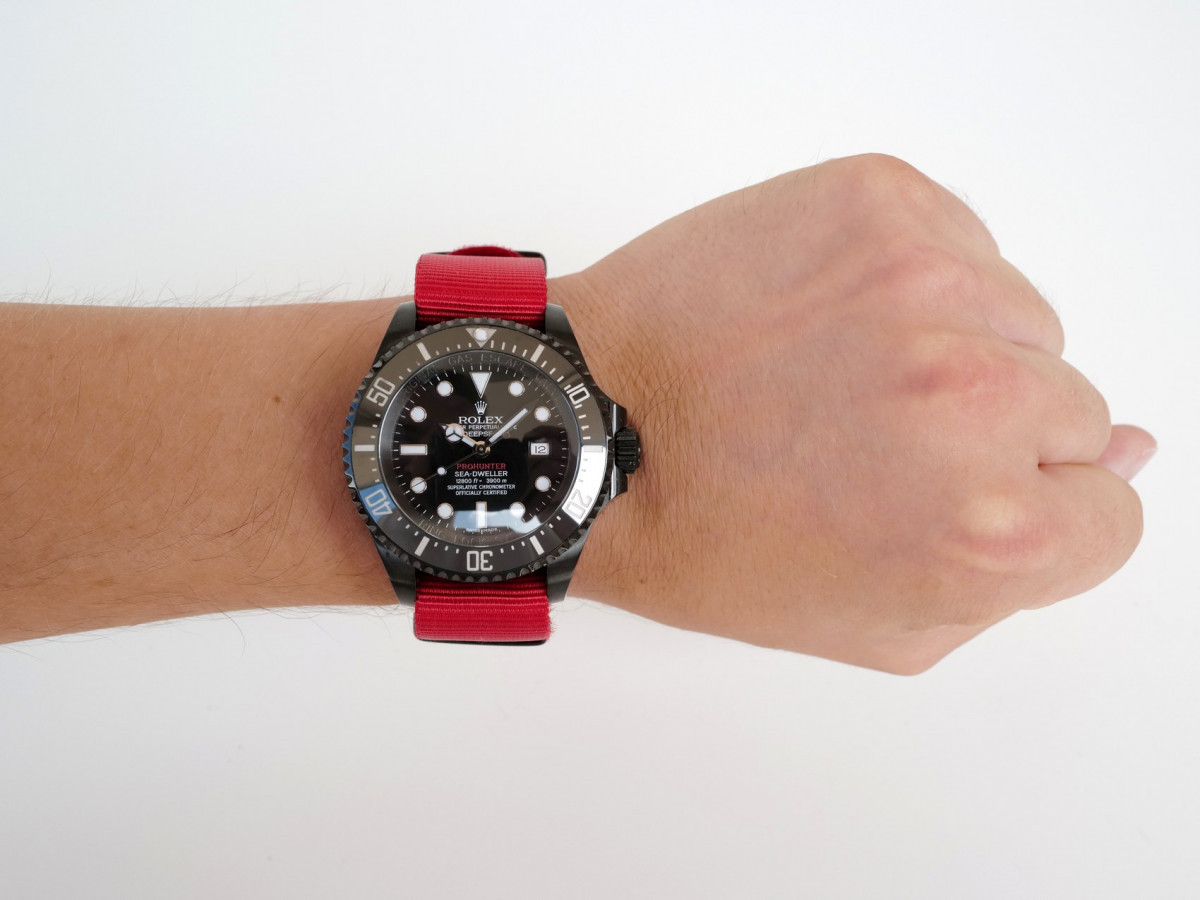 Швейцарские часы Rolex Deepsea 44 Pro Hunter Single Red Military Limited Edition of 100