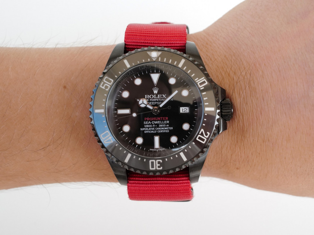 Швейцарские часы Rolex Deepsea 44 Pro Hunter Single Red Military Limited Edition of 100