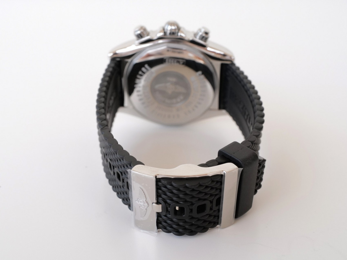 Швейцарские часы Breitling Chronomat Evolution Chronograph 44 Grey Panda Dial