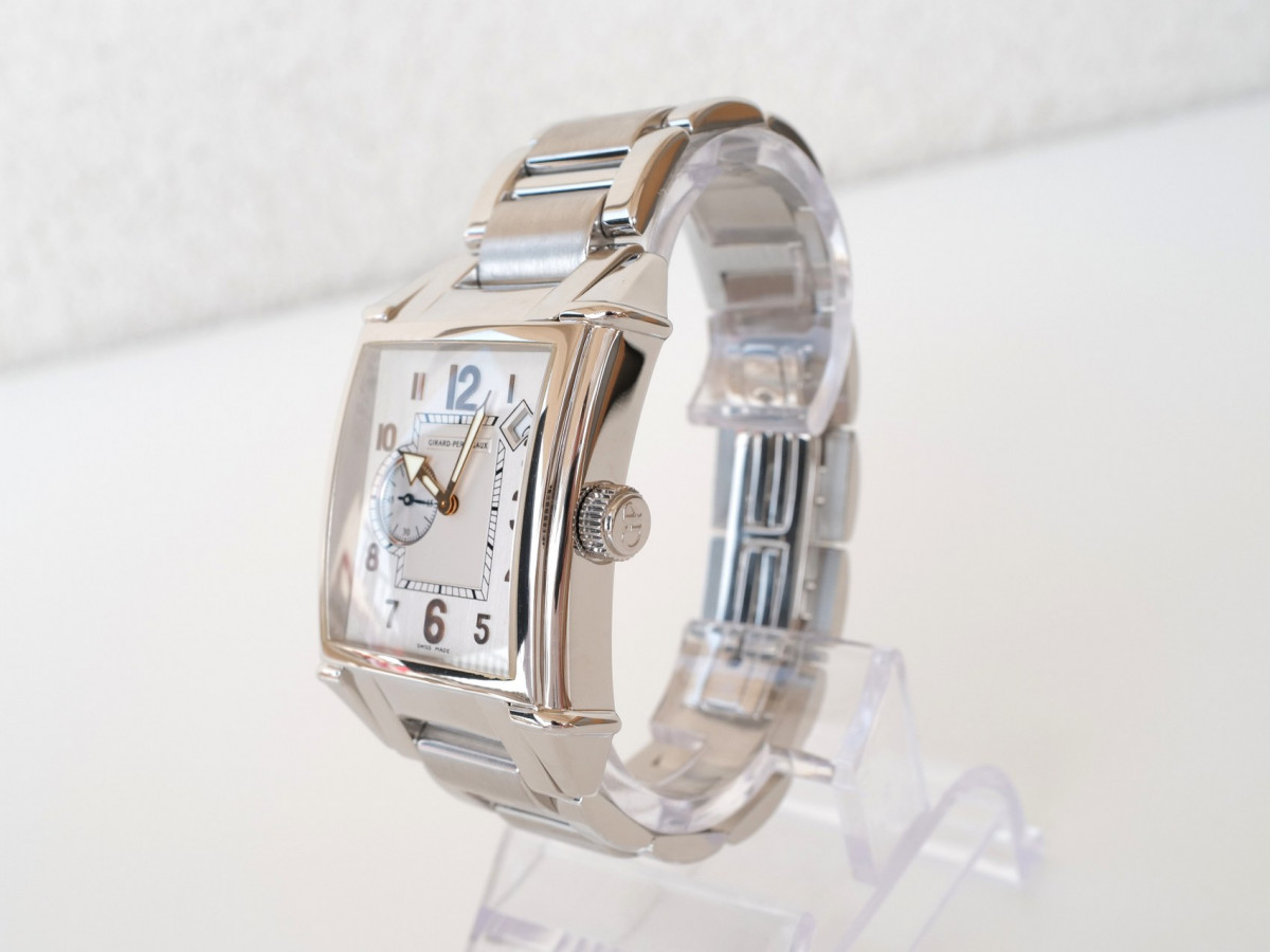 Швейцарские часы Girard Perregaux Vintage 1945 Automatic Small Second Silver Dial