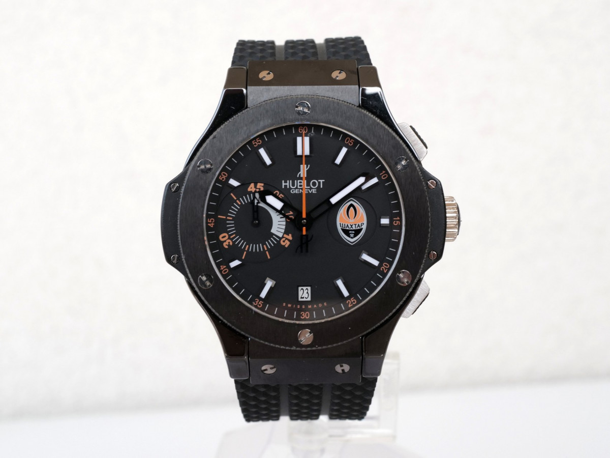 Швейцарские часы Hublot Shakhtar Big Bang Limited Edition Ceramic Chronograph