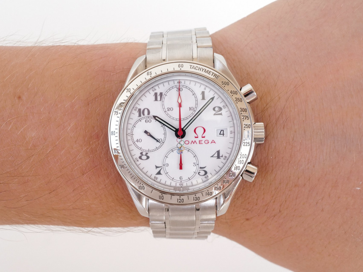 Швейцарський годинник Omega Speedmaster Olympic Edition Automatic Chronograph 39