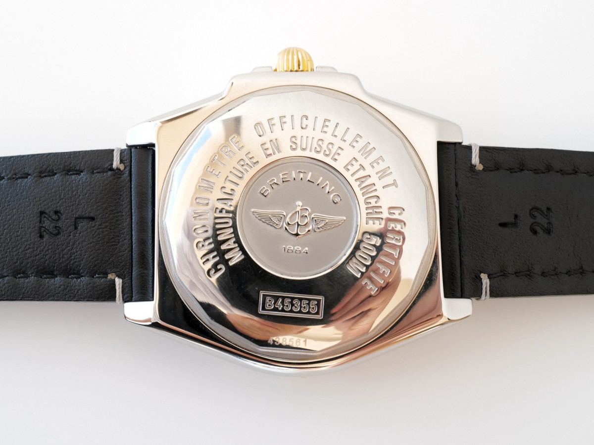 Швейцарський годинник Breitling Headwind Day-Date 44 Steel 18k Yellow Gold