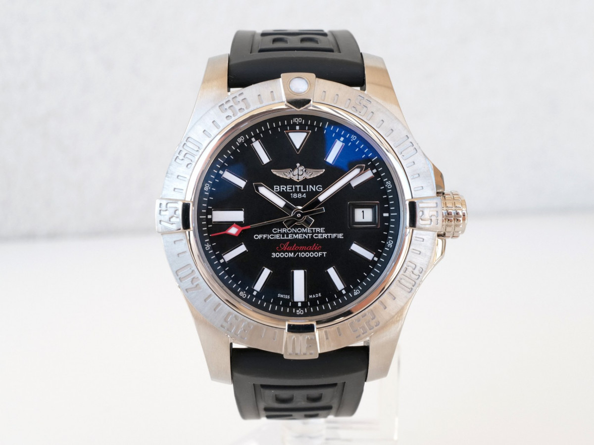 Швейцарський годинник Breitling Avenger II Seawolf