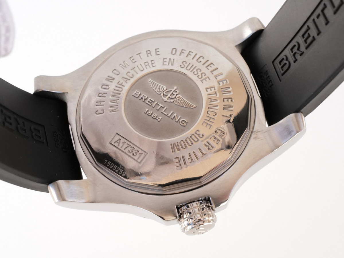 Швейцарський годинник Breitling Avenger II Seawolf