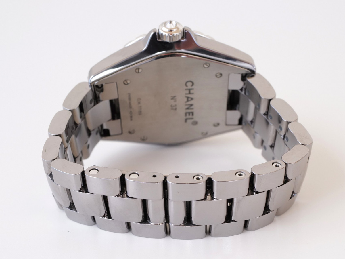 Швейцарские часы Chanel J12 Editions Exclusives Chromatic Titanium Ceramic Baguette Diamond Bezel Dial Automatic