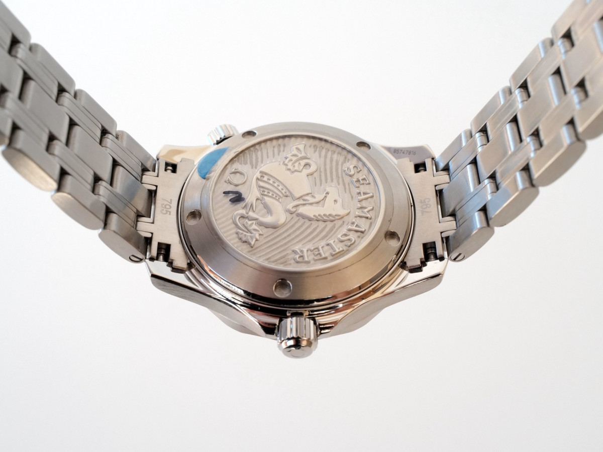 Швейцарские часы Omega Seamaster Diver 300M Automatic 36 Blue Dial