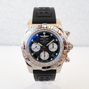 Швейцарський годинник Breitling Chronomat 44 Chronograph Black Rubber Strap