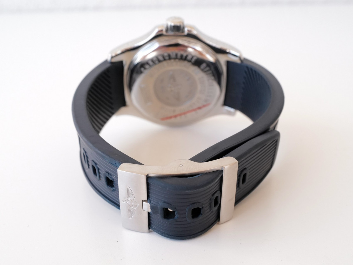 Швейцарський годинник Breitling Colt 41 Quartz Blue Dial