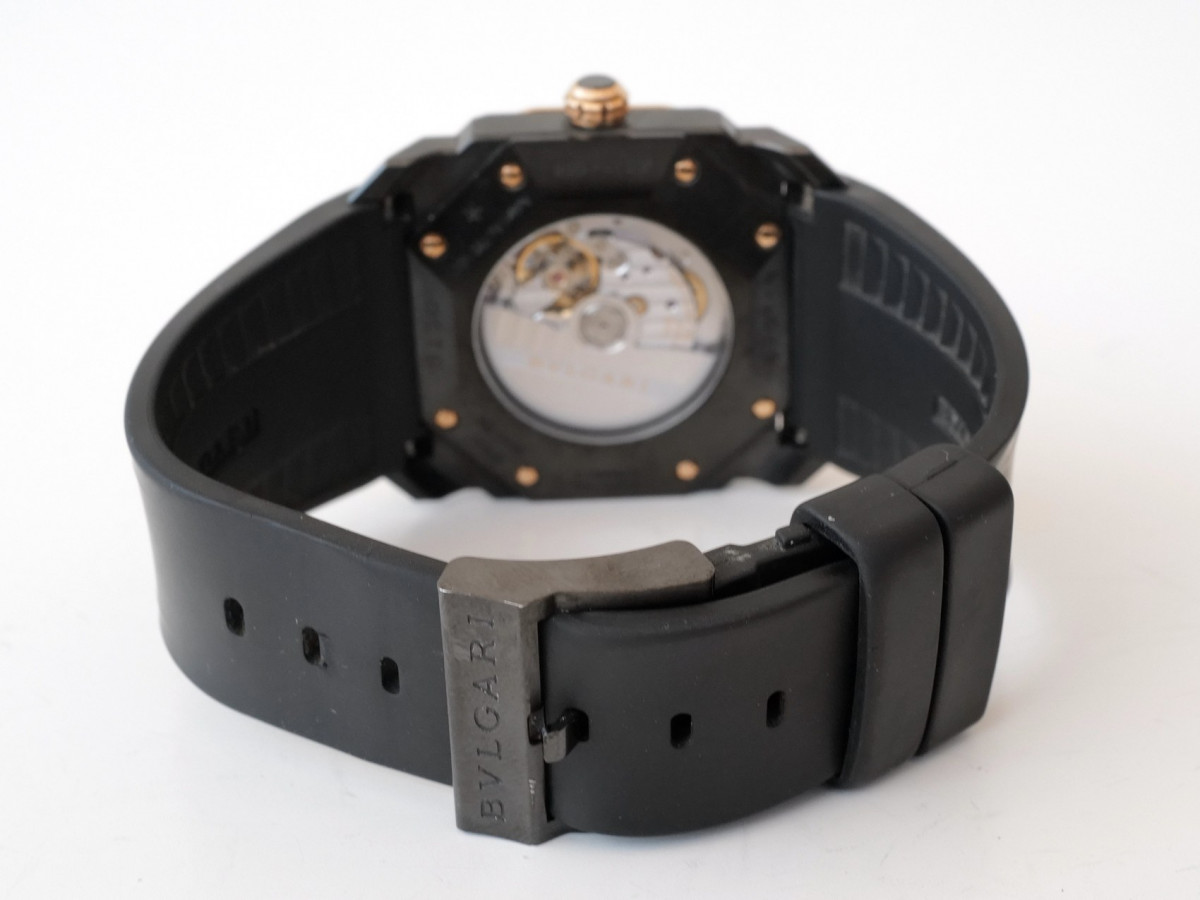 Швейцарський годинник Bulgari Octo 18k Rose Gold Bezel 41