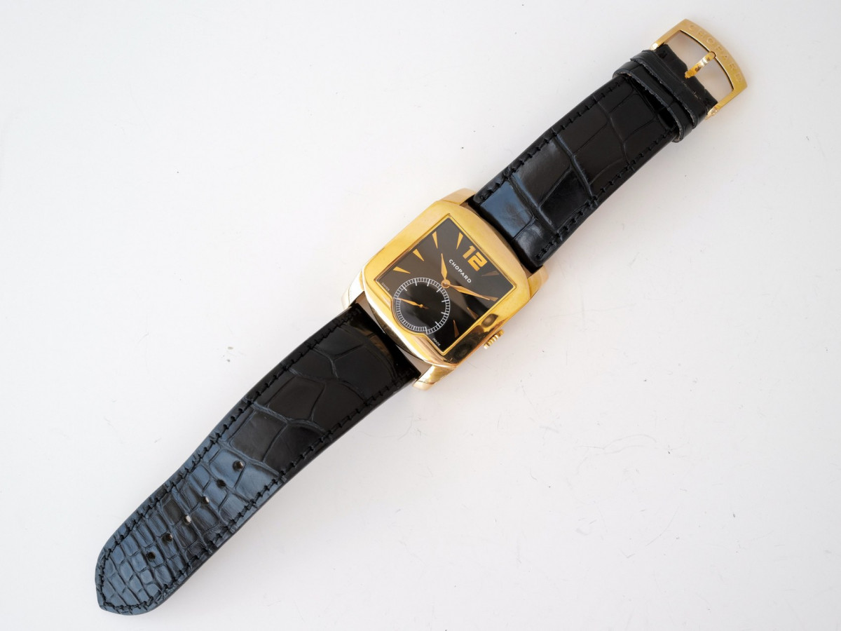 Швейцарские часы Chopard L.U.C. Monotec 18k Yellow Gold Black Dial