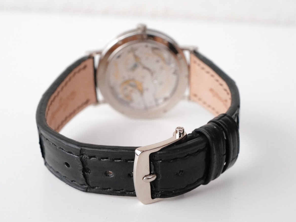 Швейцарские часы Breguet Classique Manual Wind 18K White Gold