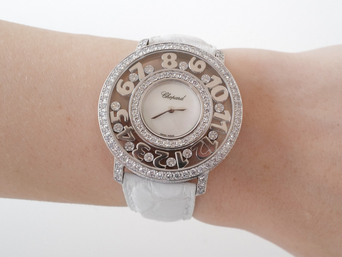 Швейцарський годинник Chopard Happy Diamonds Happy Time 18K White Gold 3CT Diamonds