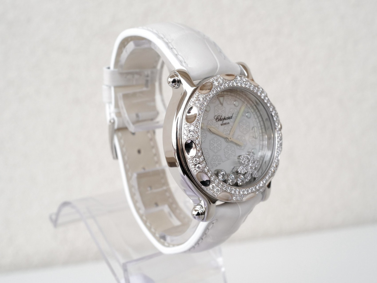 Швейцарские часы Chopard Happy Sport Diamond Snowflake 18kt White Gold Steel
