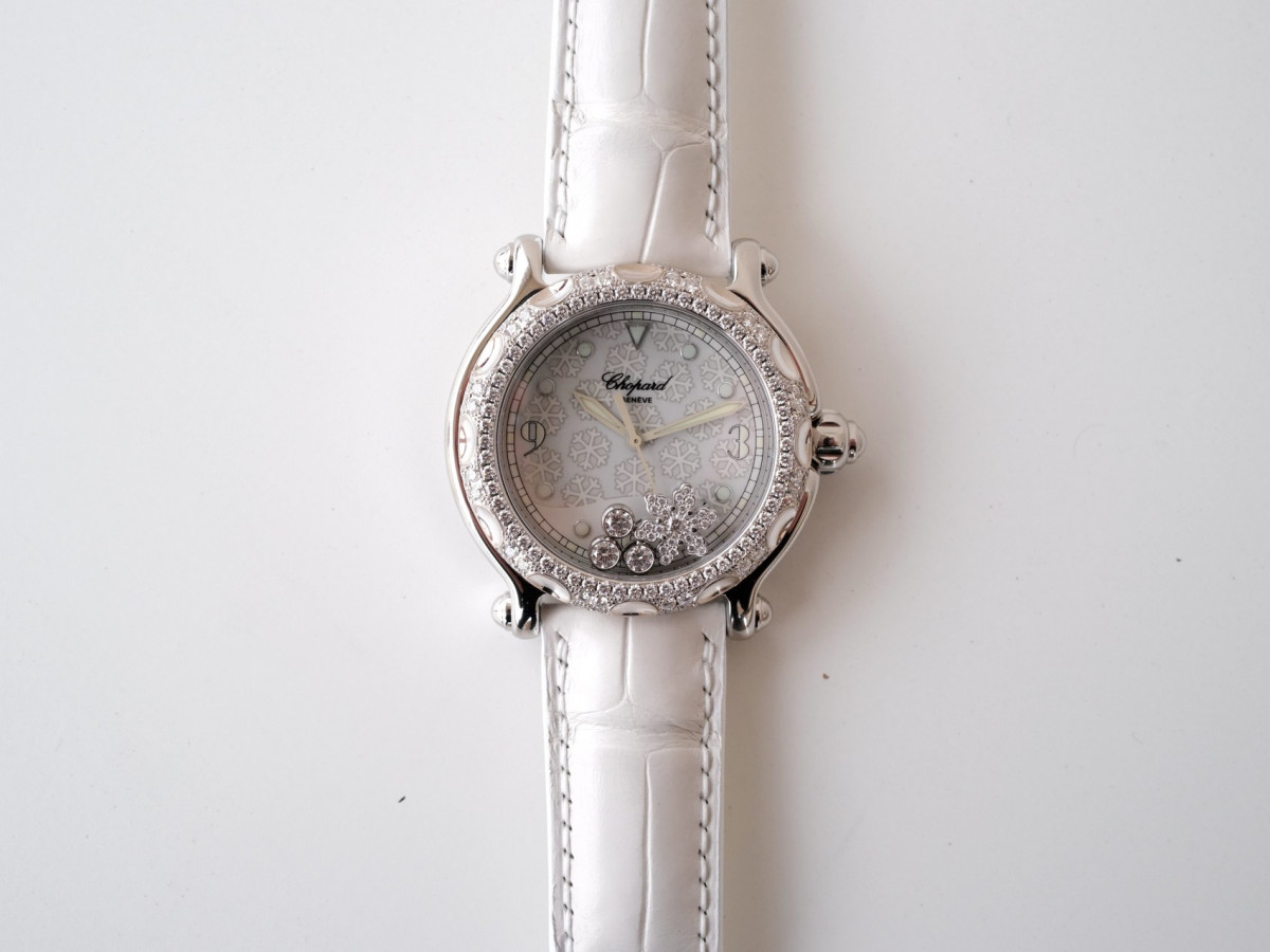 Швейцарские часы Chopard Happy Sport Diamond Snowflake 18kt White Gold Steel