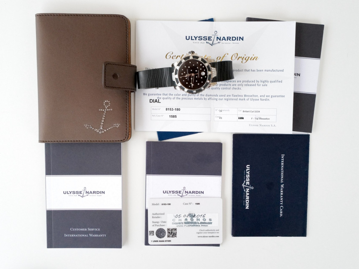 Швейцарские часы Ulysse Nardin Lady Diver Starry Night Black Diamond Dial