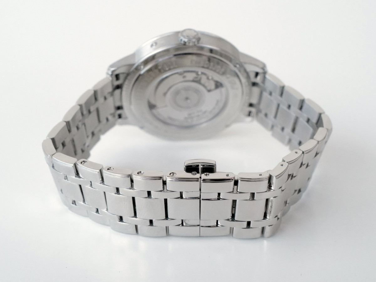 Swiss watch Montblanc Heritage 39 Spirit Moonphase Silver Dial Automatic