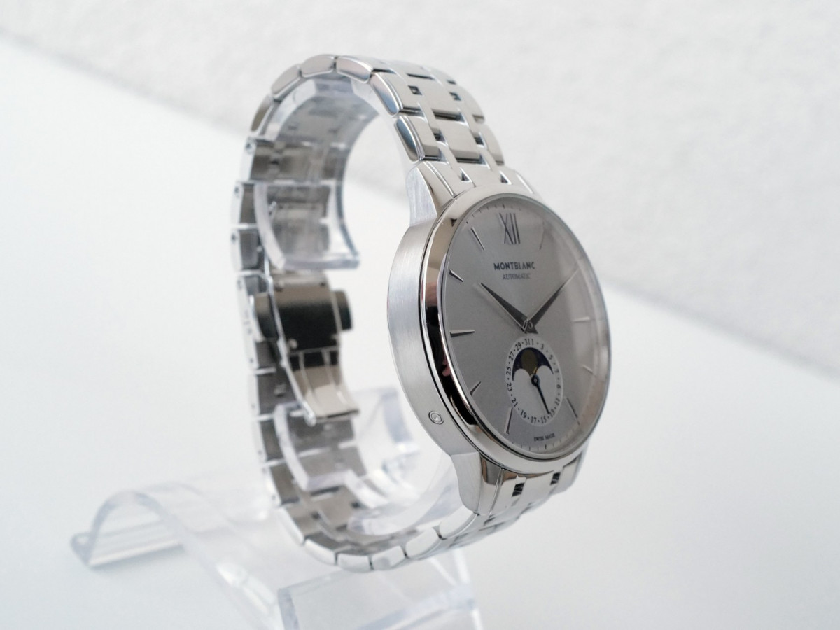Swiss watch Montblanc Heritage 39 Spirit Moonphase Silver Dial Automatic