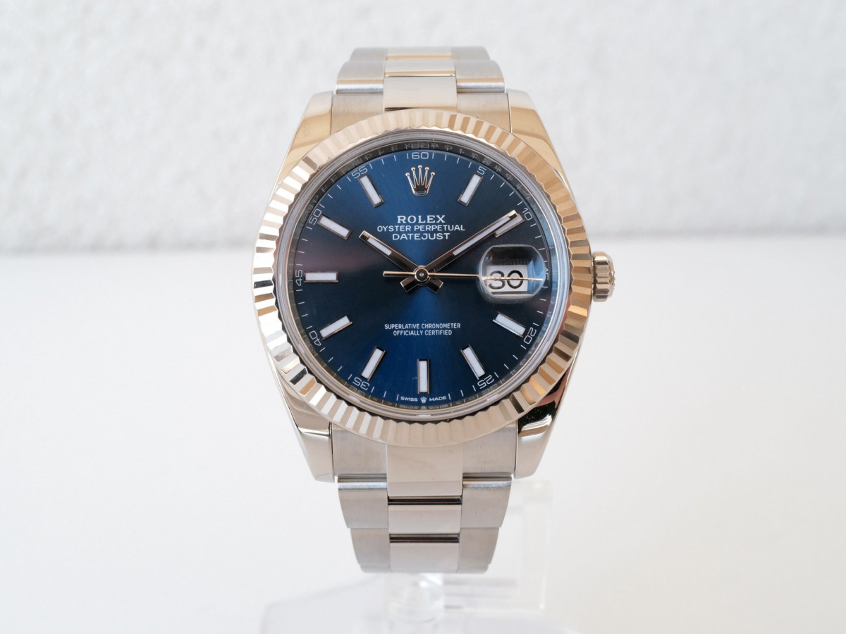 Швейцарський годинник Rolex Datejust 41 Blue Dial Oyster Steel Fluted 18K White Gold Bezel