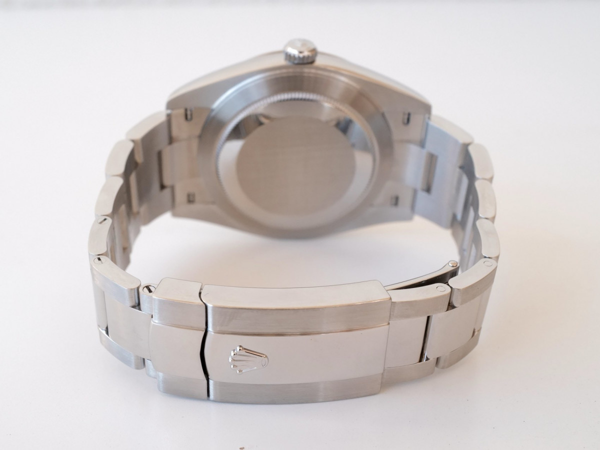 Швейцарський годинник Rolex Datejust 41 Blue Dial Oyster Steel Fluted 18K White Gold Bezel