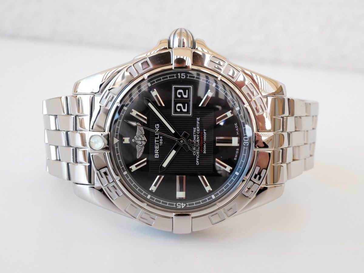 Швейцарський годинник Breitling Galactic 41 Black Dial