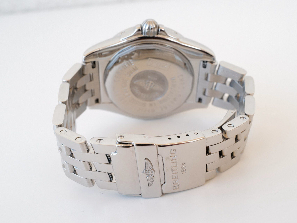 Швейцарський годинник Breitling Galactic 41 Black Dial