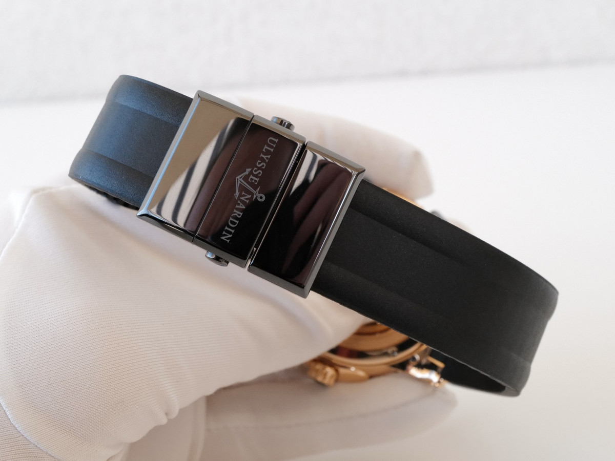 Швейцарские часы Ulysse Nardin Executive Dual Time 43 18K Rose Gold