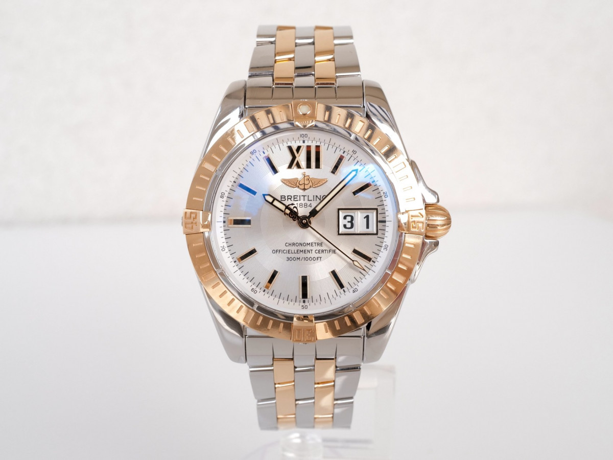 Швейцарський годинник Breitling Galactic 41 Cockpit Big Date Steel 18K Rose Gold White Dial