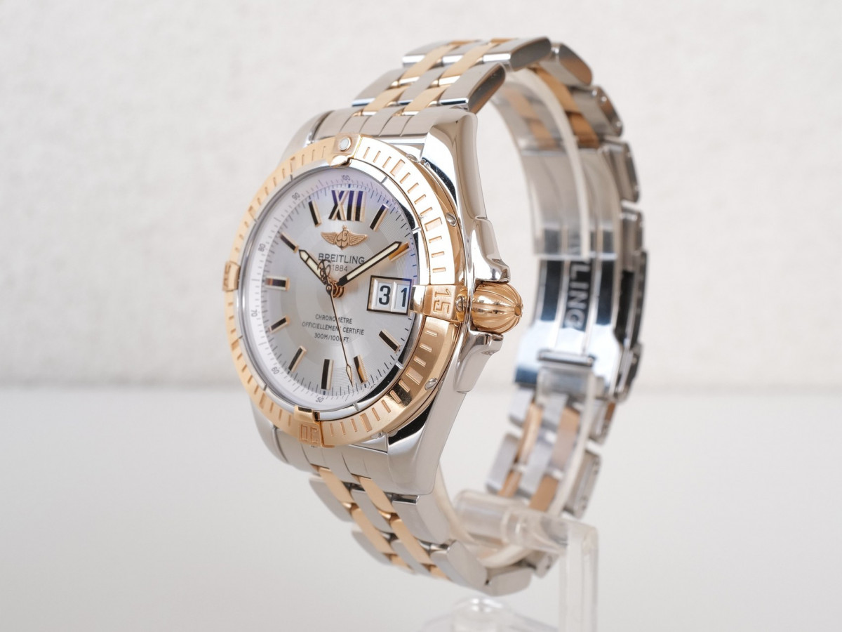 Швейцарський годинник Breitling Galactic 41 Cockpit Big Date Steel 18K Rose Gold White Dial