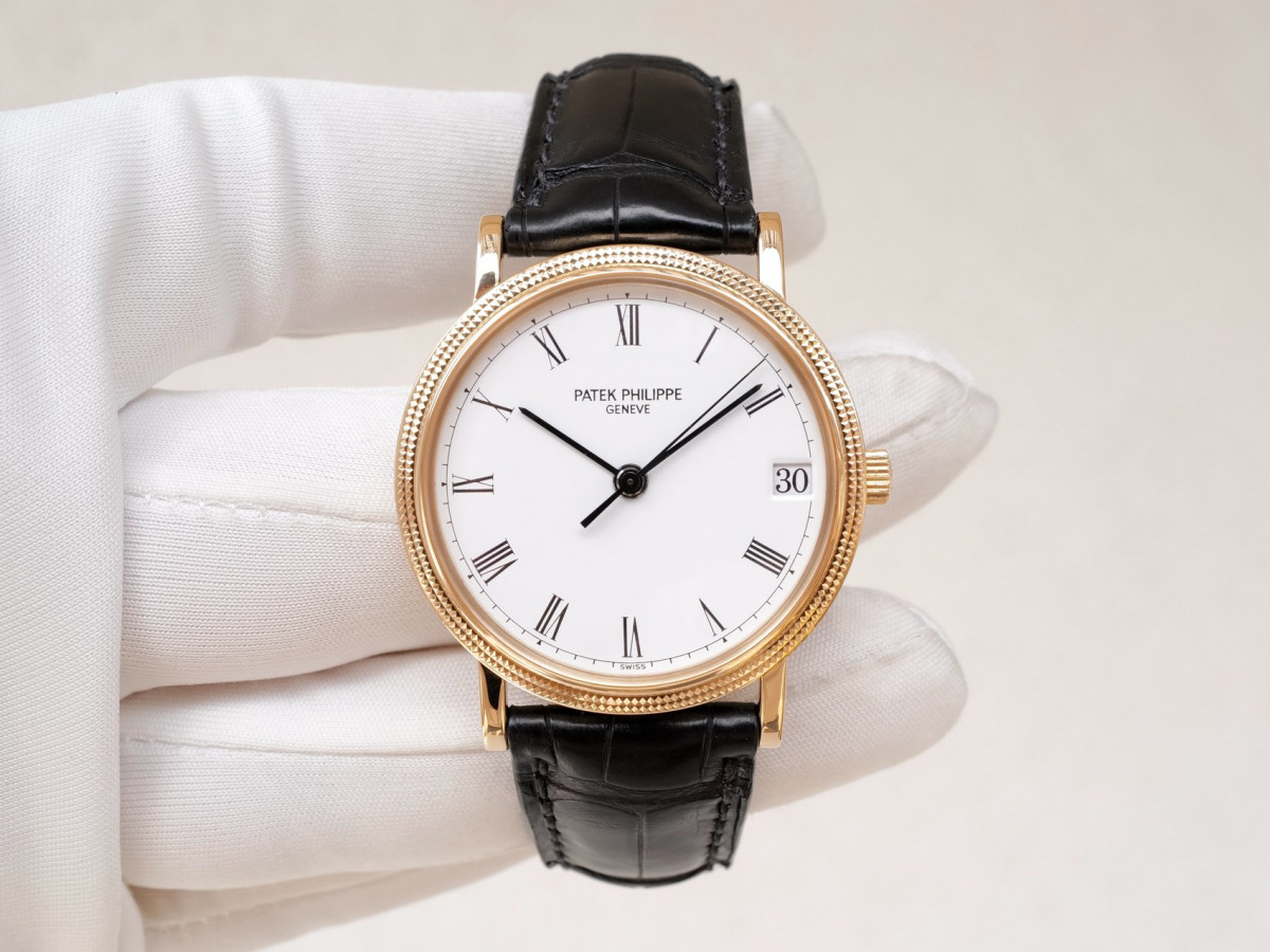 Швейцарские часы Patek Philippe Calatrava 33 Clou de Paris Automatic 18K Yellow Gold White Porcelain Dial